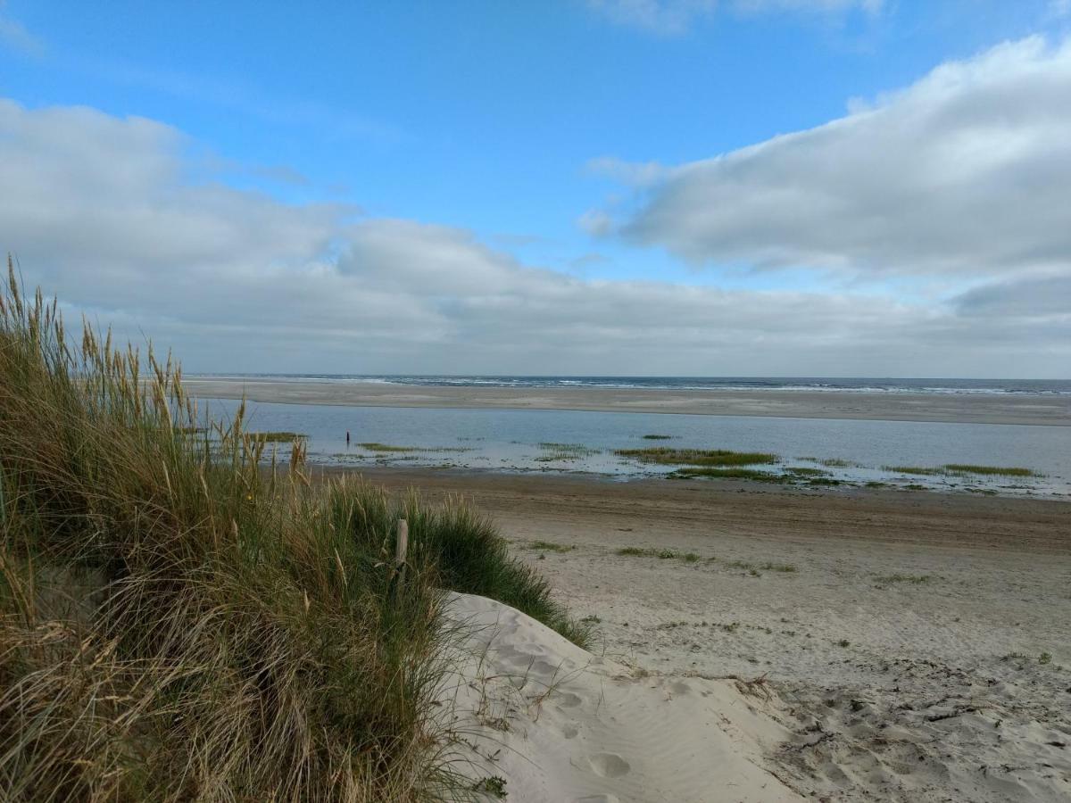 Naar Zee Op Ameland Buren  Exterior photo